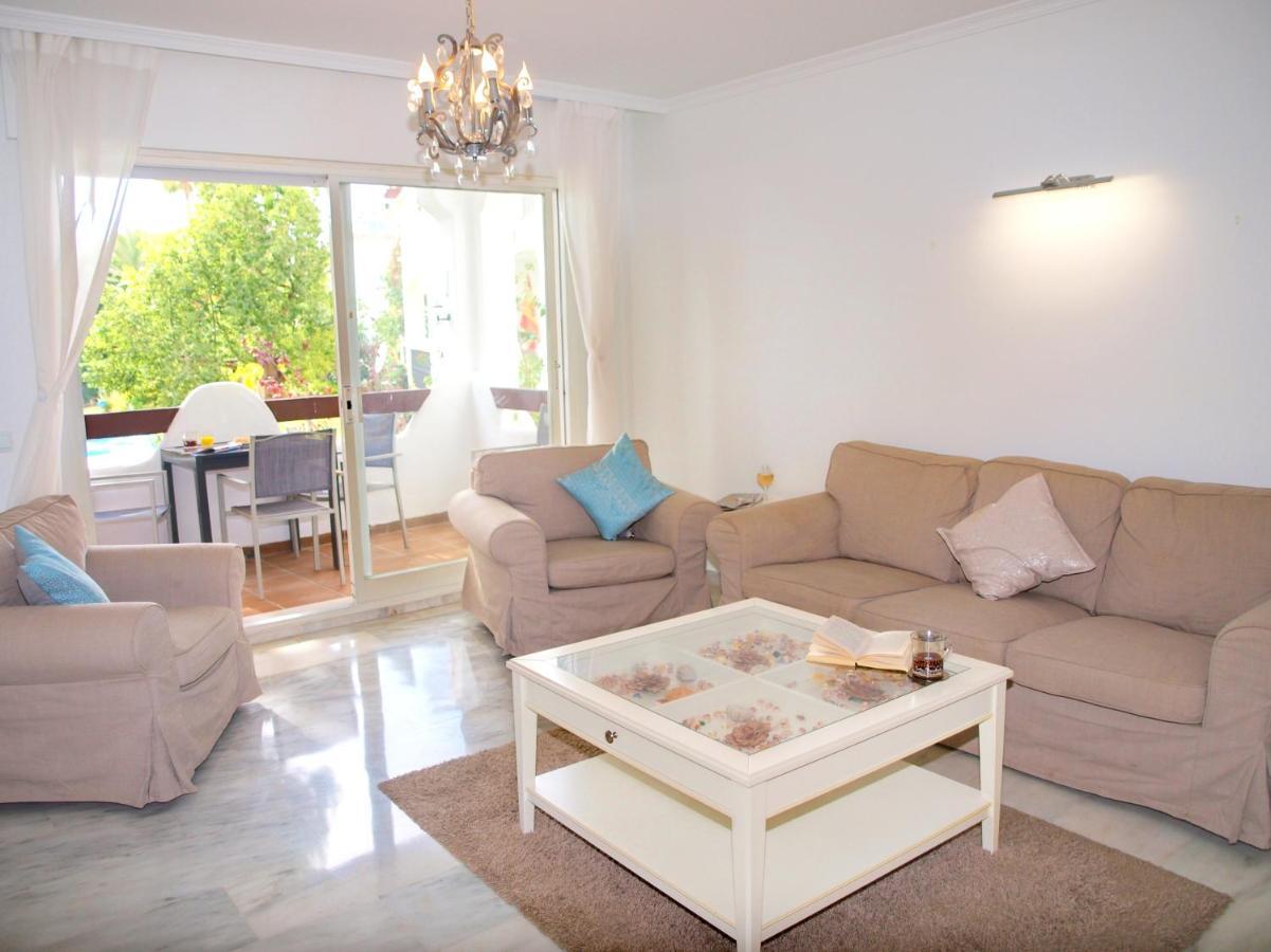 Sun Beach Apartment 에스테포나 외부 사진